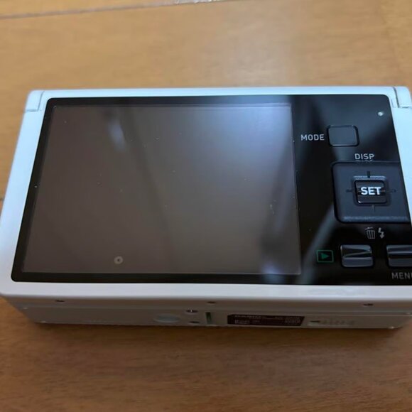 CASIO EXILIM EX-ZR70 WE Digital Camera - Picture 3 of 7